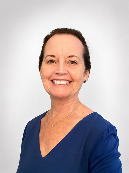 Kelley Scanlon Headshot