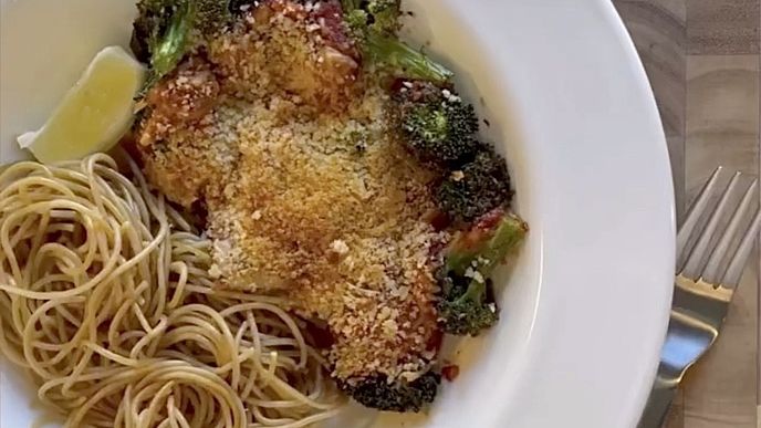 Sauce. Cheese. Breadcrumbs...all the best stuff! In this Parmesan bake, you’ll roast broccoli (a relative of kale and Brussels sprouts) until it’s super crispy and, honestly, it’s perfect right here. We take it a step further and smother it in tomato sauce and give it a crispy-cheesy topping. Only one dish required!