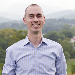 Headshot of Tom McDougall, Founder of 4P Foods and a speaker at Partnership for a Healthier America's 2018 Innovating a Healthier Future Summit, May 2-4 in Washington, DC. 