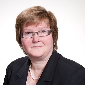 Headshot of Lauren Compere, Managing Director, Boston Common Asset Management; Member of the Board, Access to Nutrition Foundation, and a speaker at Partnership for a Healthier America's 2018 Innovating a Healthier Future Summit. 