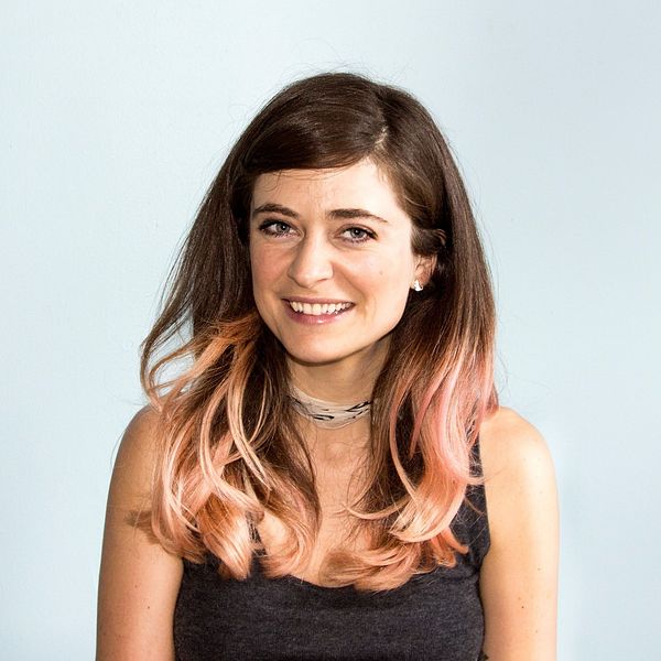 Headshot of Betsy Fore, co-Founder and CEO of Tiny Organics, baby food company.