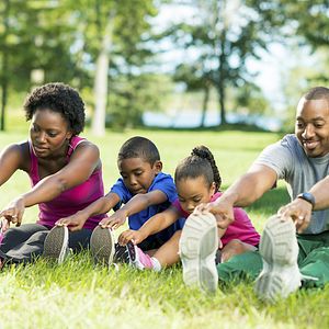 Image for the April 2016 issue of Partnership for a Healthier America's monthly newsletter.