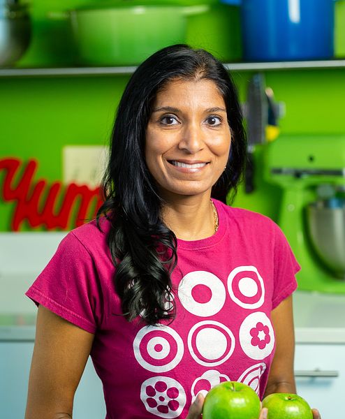 Nimali Fernando Headshot