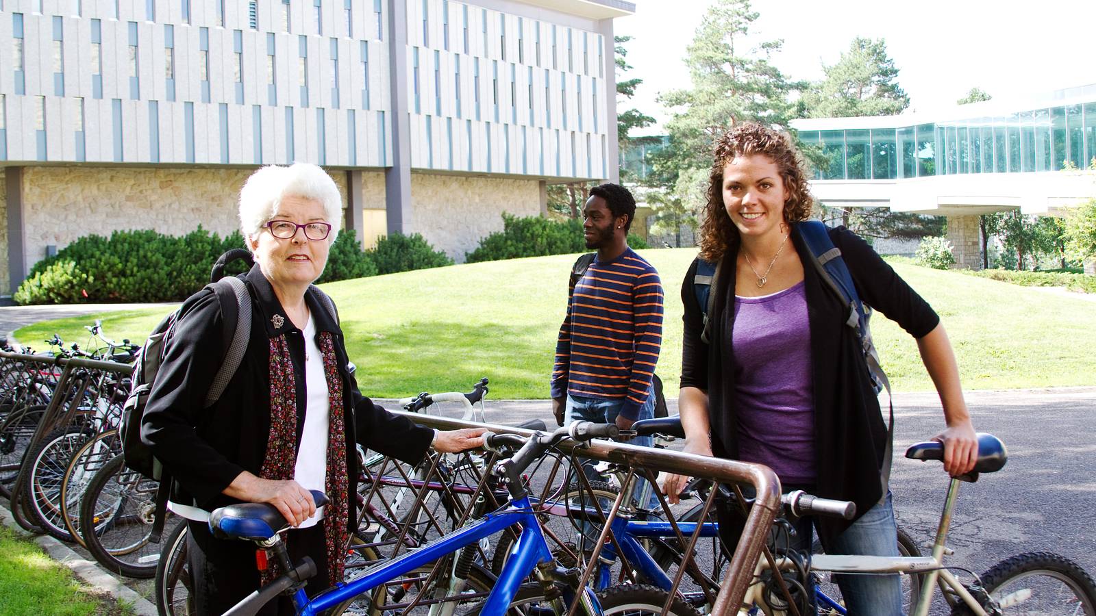 Partnership for a Healthier America's Healthier Campus Initiative is a nationwide effort to create campus environments that encourage and support greater physical activity and healthier eating habits.