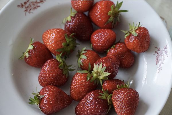 Sample image for strawberries