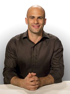 Sam Kass is a speaker at Partnership for a Healthier America's 2017 Building a Healthier Future Summit. 